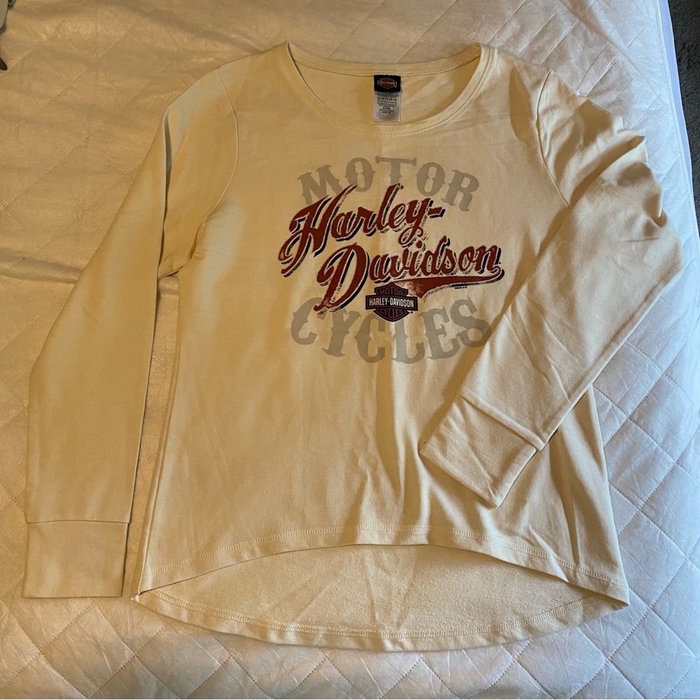 Harley-Davidson Cream Long Sleeve with Red Logo
